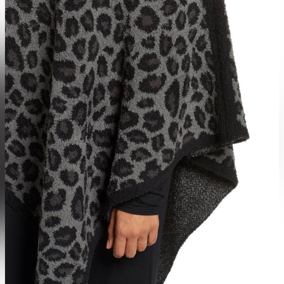 Barefoot Dreams CozyChic Leopard Poncho in multi graphite grey shawl wrap - Picture 6 of 14